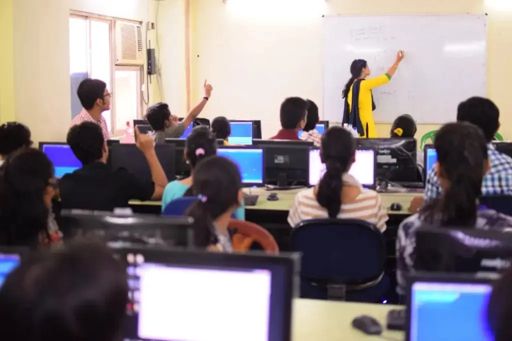 Best M.Sc in Computer Science College in West Bengal
Best M.Sc in Computer Science College in Kolkata